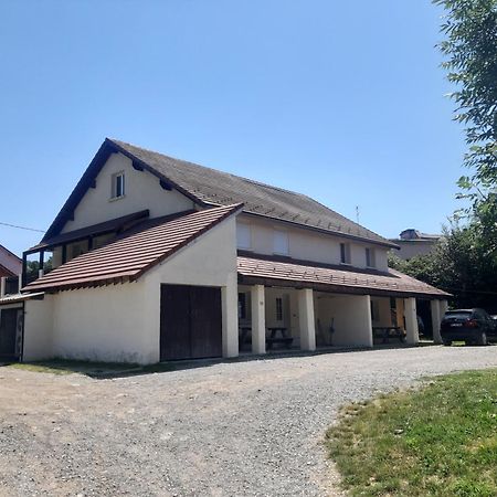 Apartamento Gogo location 1 Forest-Saint-Julien Exterior foto