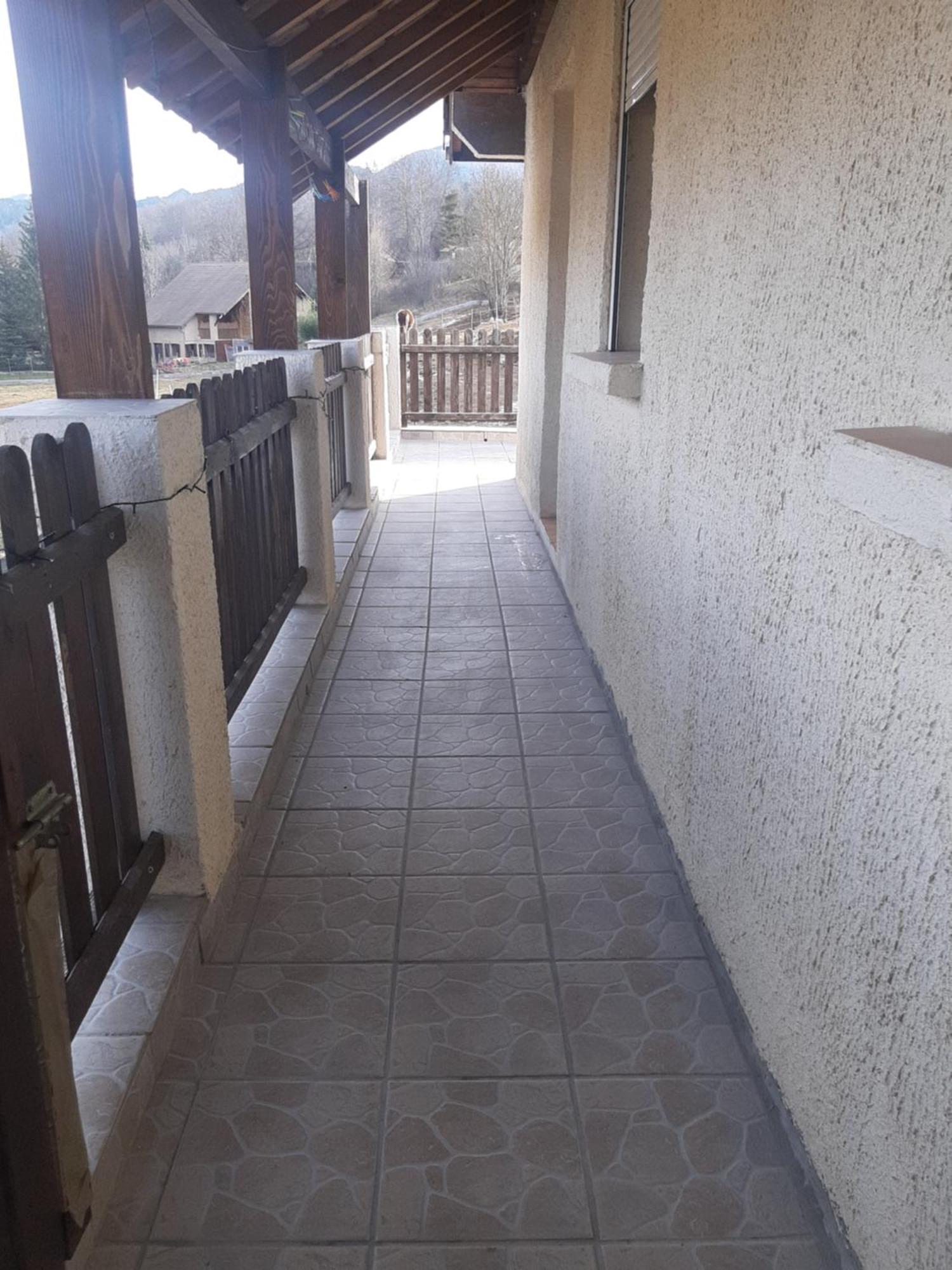 Apartamento Gogo location 1 Forest-Saint-Julien Exterior foto