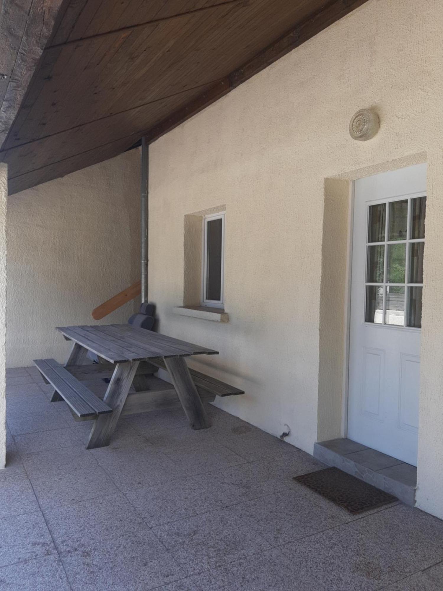 Apartamento Gogo location 1 Forest-Saint-Julien Exterior foto