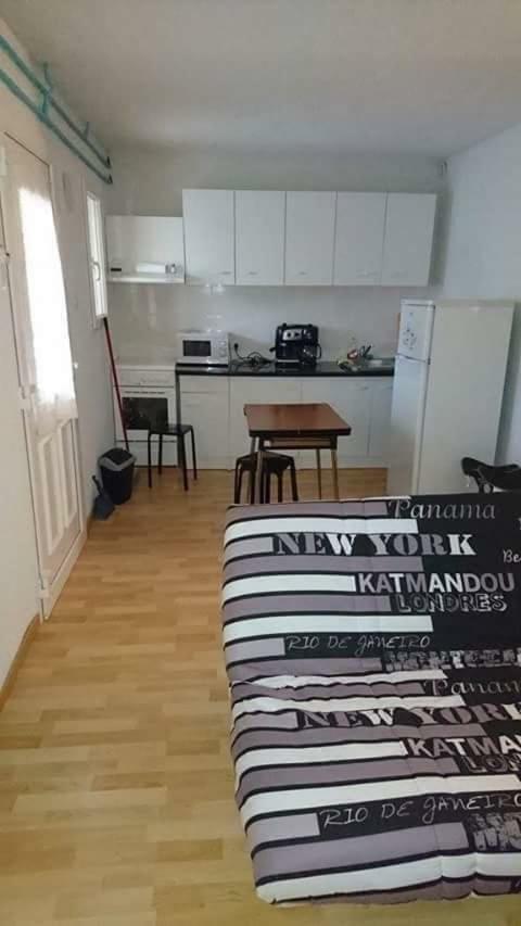 Apartamento Gogo location 1 Forest-Saint-Julien Exterior foto